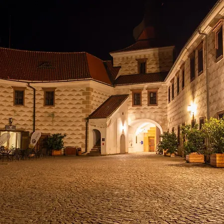 Zámek V Kostelci Nad černými Lesy Kostelec nad Černými Lesy